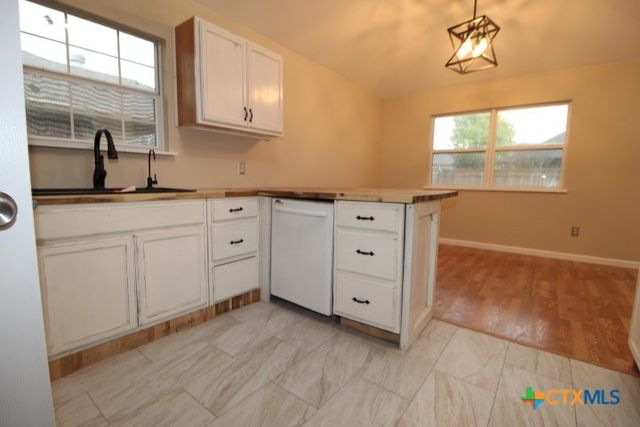 7712 Honeysuckle, Temple, TX 76502