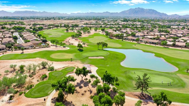 4696 E CAROB Drive, Gilbert, AZ 85298