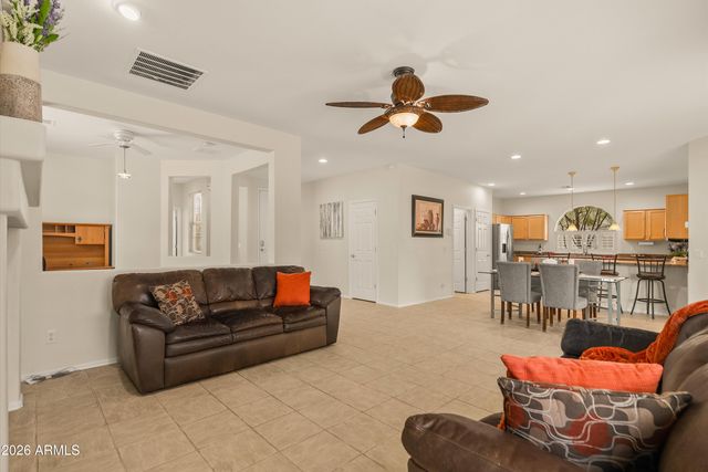 4696 E CAROB Drive, Gilbert, AZ 85298