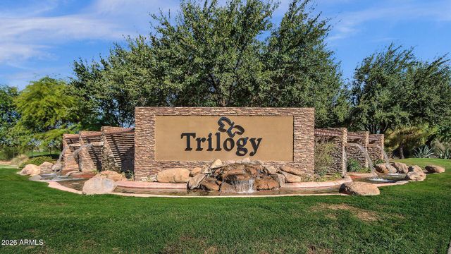 4696 E CAROB Drive, Gilbert, AZ 85298