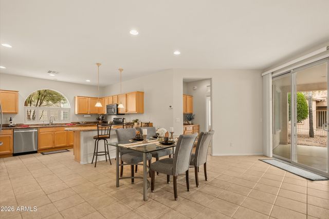 4696 E CAROB Drive, Gilbert, AZ 85298