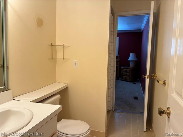 42479 Eldon Circle 27, Clinton Township, MI 48038