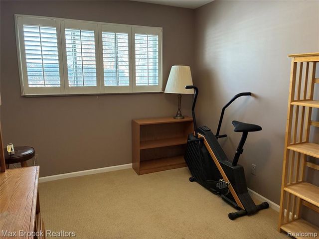 42479 Eldon Circle 27, Clinton Township, MI 48038