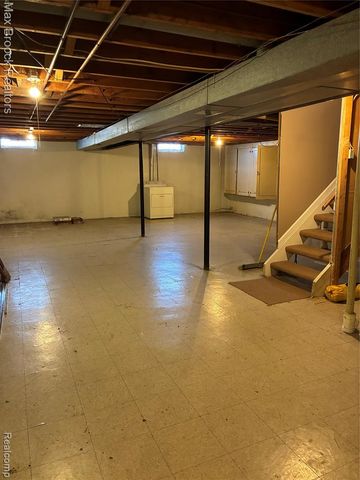 42479 Eldon Circle 27, Clinton Township, MI 48038