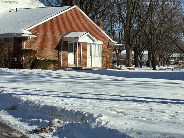 42479 Eldon Circle 27, Clinton Township, MI 48038