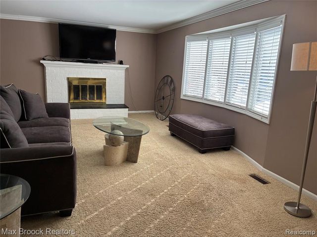 42479 Eldon Circle 27, Clinton Township, MI 48038