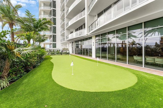 220 Lake Shore Drive 1010, Lake Park, FL 33403