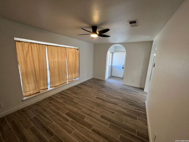 7314 Meadow Breeze, San Antonio, TX 78227