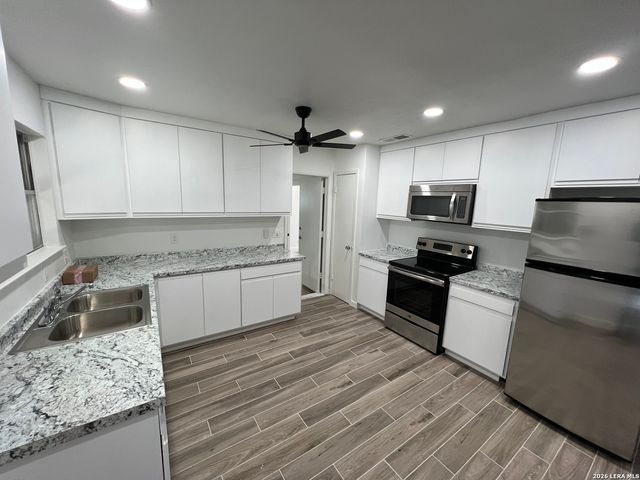 7314 Meadow Breeze, San Antonio, TX 78227