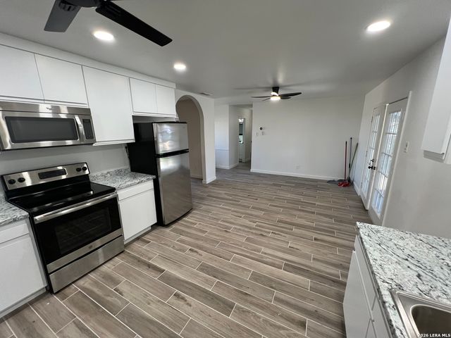 7314 Meadow Breeze, San Antonio, TX 78227