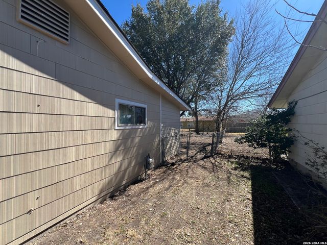 7314 Meadow Breeze, San Antonio, TX 78227