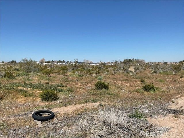 22111 Hesperia Rd, Hesperia, CA 92345