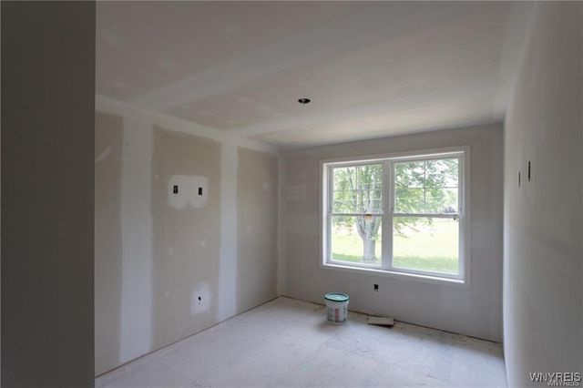 8979 Iroquois Street, Evans, NY 14006