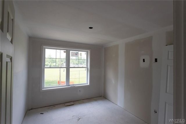 8979 Iroquois Street, Evans, NY 14006