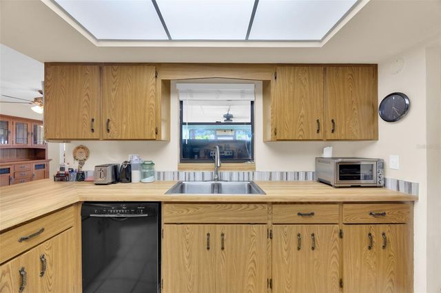 1007 22ND AVENUE W, Palmetto, FL 34221