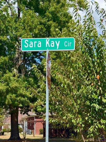 125 SaraKay Circle, Macon, GA 31216