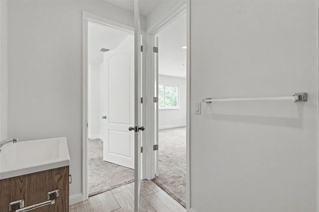 1018 7TH AVENUE S, St Petersburg, FL 33705