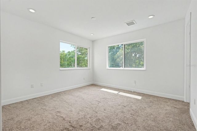 1018 7TH AVENUE S, St Petersburg, FL 33705