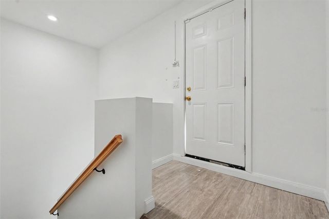 1018 7TH AVENUE S, St Petersburg, FL 33705