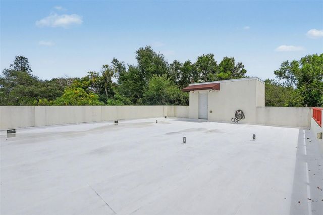 1018 7TH AVENUE S, St Petersburg, FL 33705