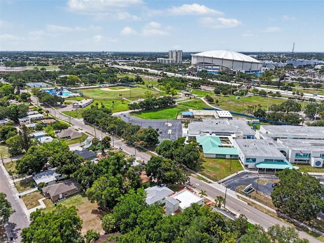 1018 7TH AVENUE S, St Petersburg, FL 33705