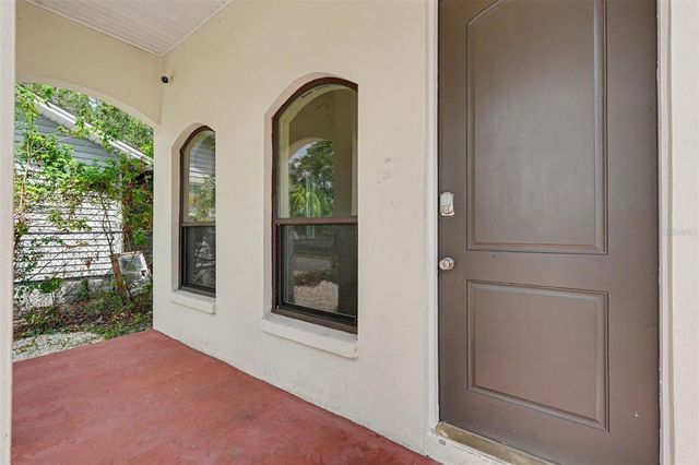 1018 7TH AVENUE S, St Petersburg, FL 33705