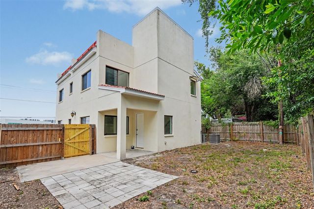 1018 7TH AVENUE S, St Petersburg, FL 33705