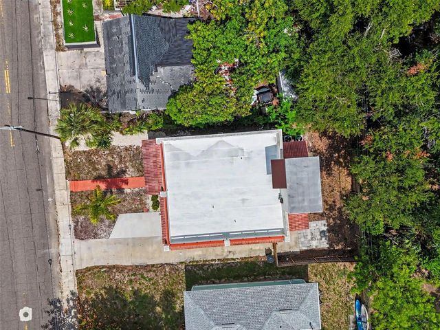 1018 7TH AVENUE S, St Petersburg, FL 33705