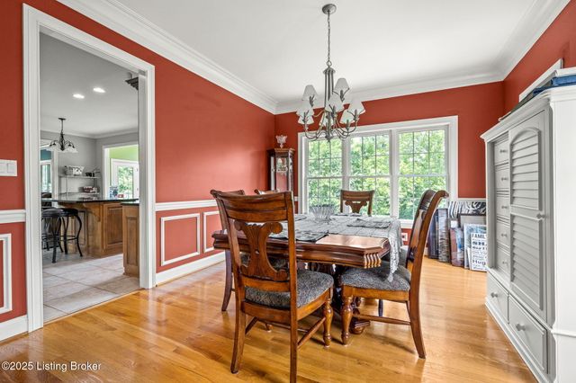 4820 Stanley Farm Ct, La Grange, KY 40031