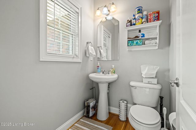 4820 Stanley Farm Ct, La Grange, KY 40031