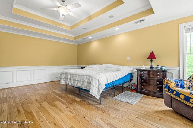 4820 Stanley Farm Ct, La Grange, KY 40031