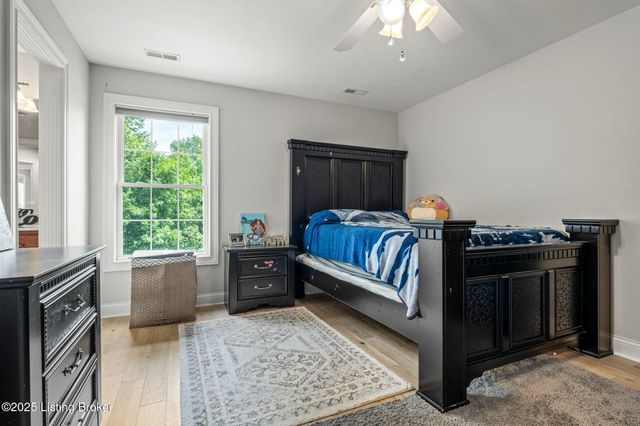 4820 Stanley Farm Ct, La Grange, KY 40031