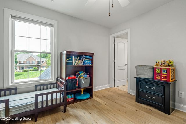 4820 Stanley Farm Ct, La Grange, KY 40031