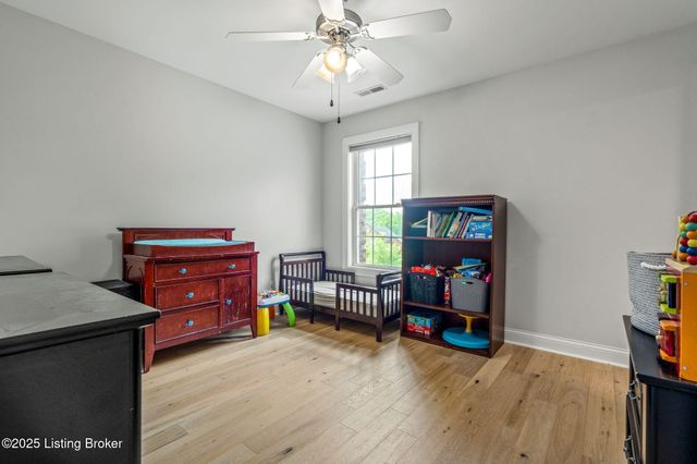 4820 Stanley Farm Ct, La Grange, KY 40031