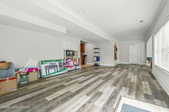 4820 Stanley Farm Ct, La Grange, KY 40031