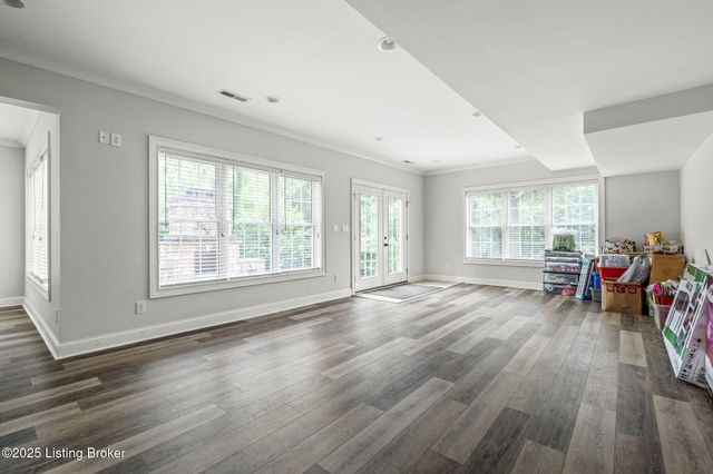 4820 Stanley Farm Ct, La Grange, KY 40031