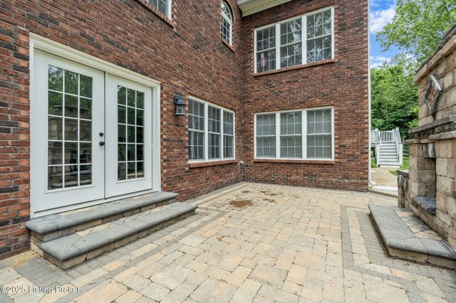 4820 Stanley Farm Ct, La Grange, KY 40031