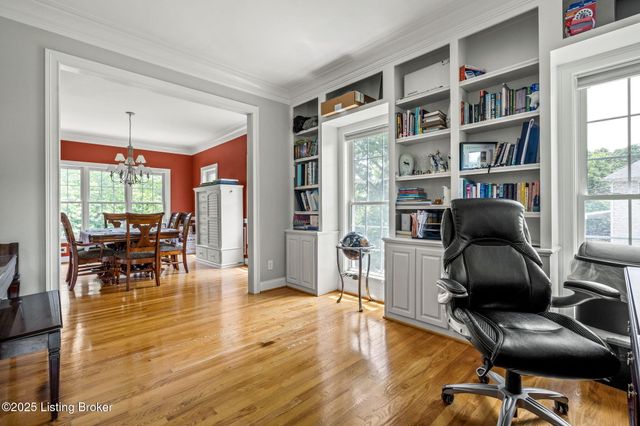 4820 Stanley Farm Ct, La Grange, KY 40031