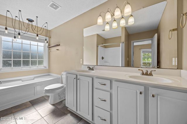 241 Scott Jenkins Road, Jacksonville, NC 28540