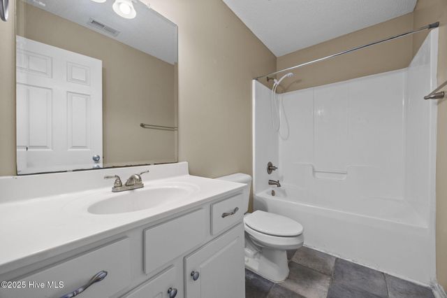 241 Scott Jenkins Road, Jacksonville, NC 28540