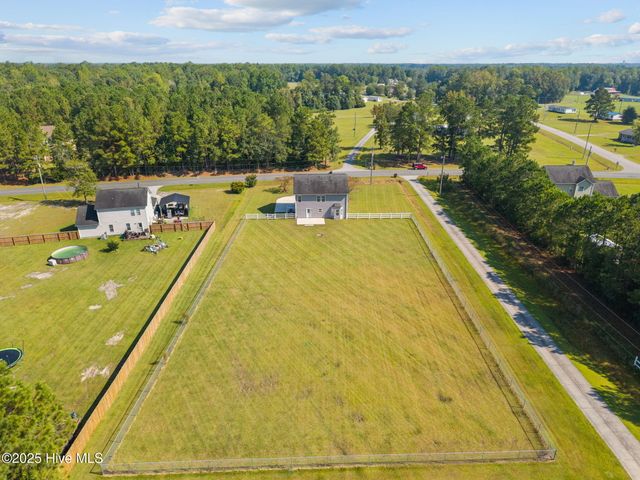 241 Scott Jenkins Road, Jacksonville, NC 28540