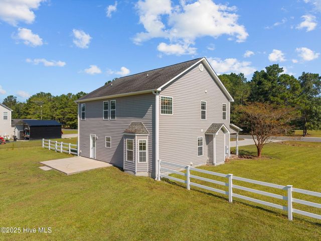 241 Scott Jenkins Road, Jacksonville, NC 28540