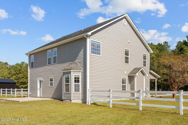 241 Scott Jenkins Road, Jacksonville, NC 28540