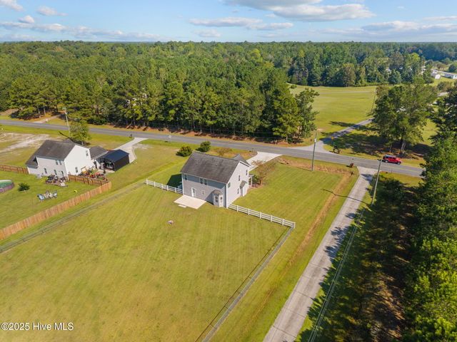 241 Scott Jenkins Road, Jacksonville, NC 28540