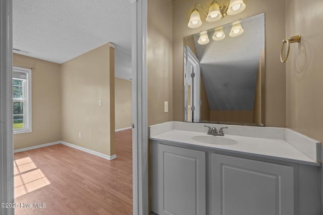241 Scott Jenkins Road, Jacksonville, NC 28540
