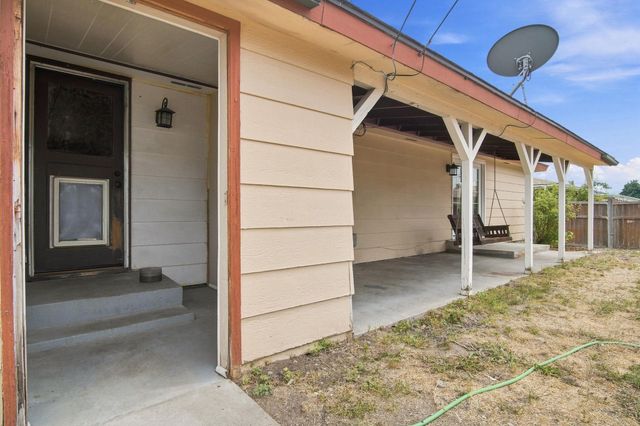 1710 S Bannen Rd, Veradale, WA 99037