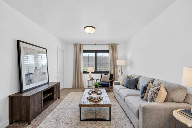 7031 W ECHOMOUNT RD, West Valley City, UT 84081