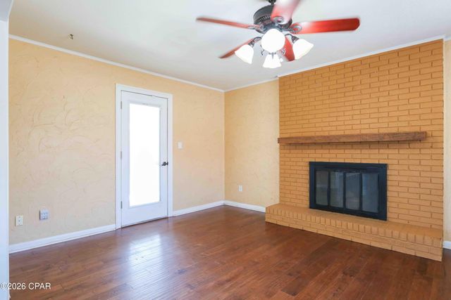1856 Airport Circle, Panama City, FL 32405