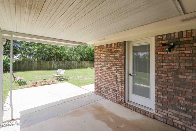 1856 Airport Circle, Panama City, FL 32405