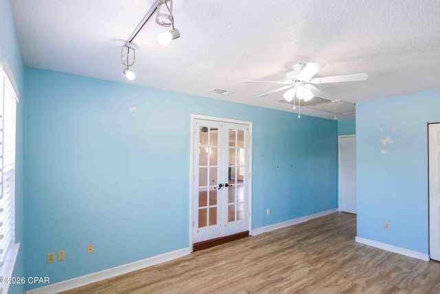 1856 Airport Circle, Panama City, FL 32405